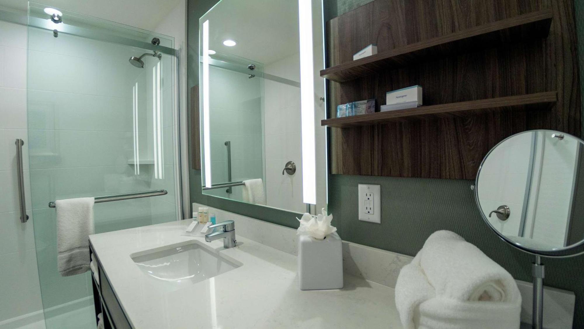 Hilton Garden Inn Спартанбърг Екстериор снимка