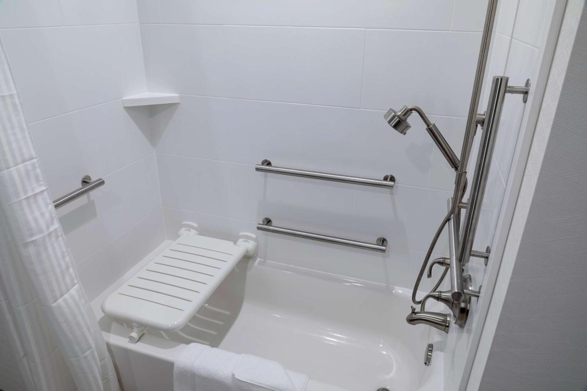 Hilton Garden Inn Спартанбърг Екстериор снимка